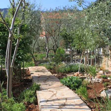 Daire With Parking Space Stari Grad, Hvar - 8708 Stari Grad (Hvar)